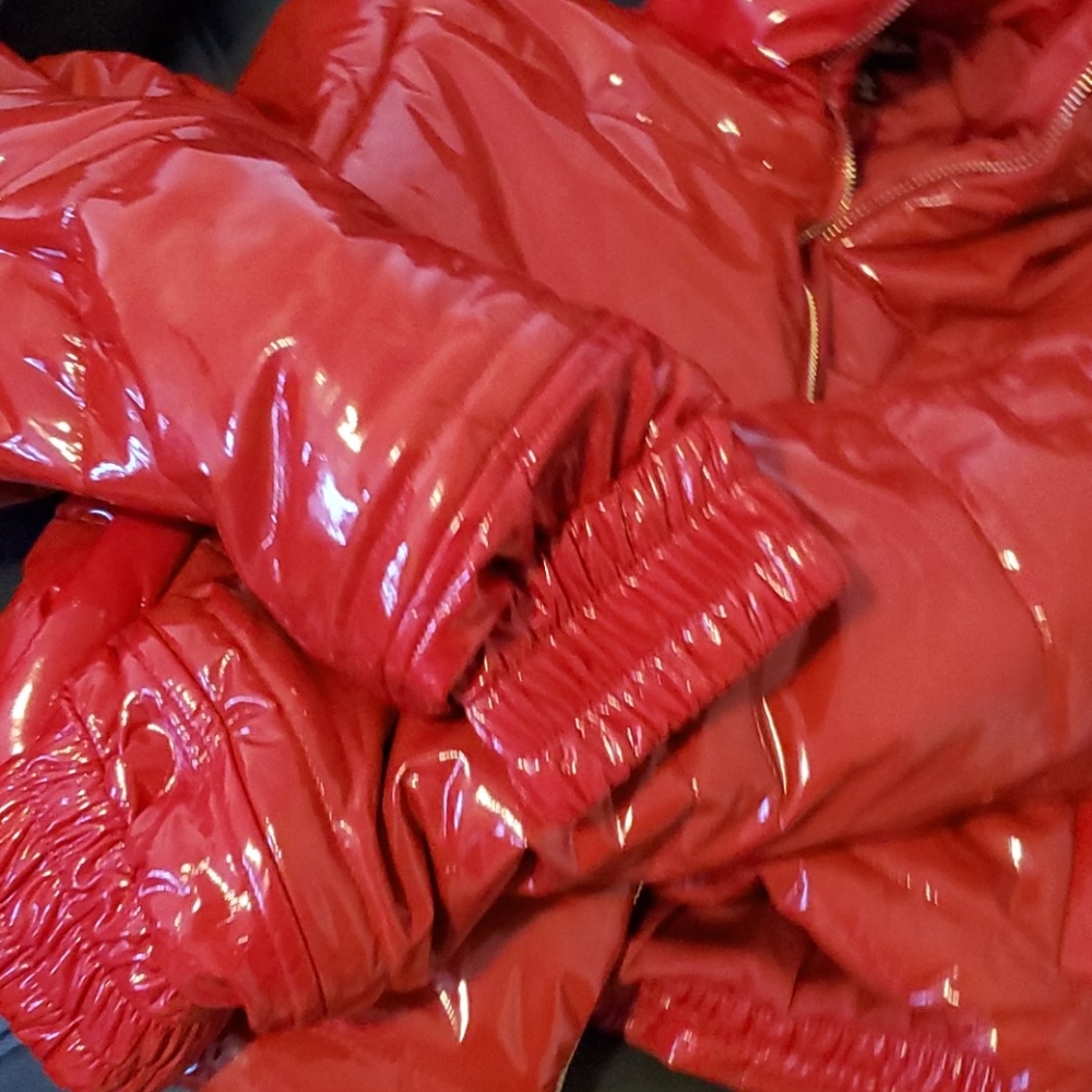 Red Jacket - Picture 5 of 5